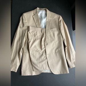 H&M tan suit